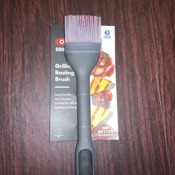 OXO Good Grips Grilling Basting Brush silicone bristles long handle New - Picture 2 of 3